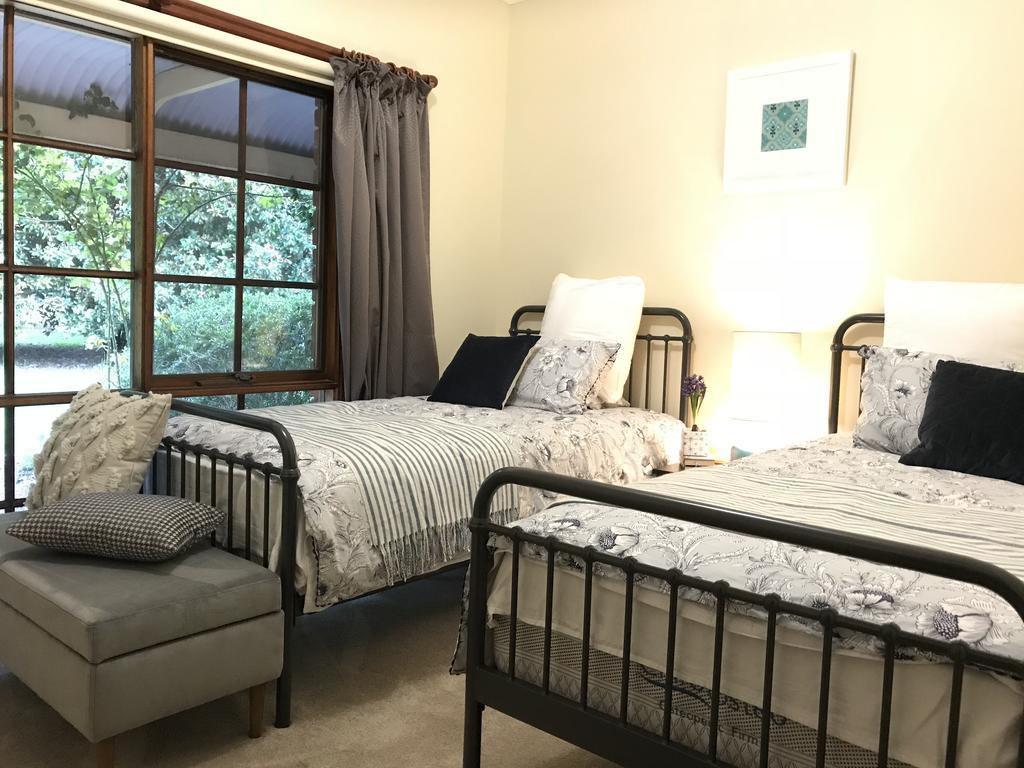 Helen'S Homestead Enfield Экстерьер фото